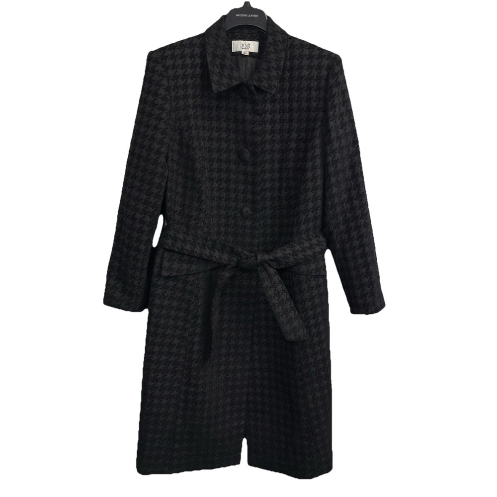Le Suit Woman Sz 16W Black Textured Houndstooth Long Coat Belted Jacket Classic‎